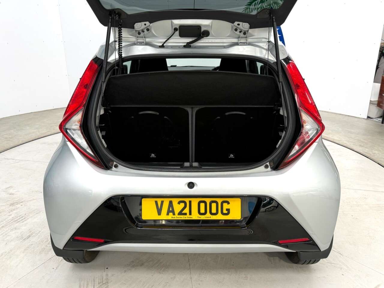 2021 TOYOTA AYGO 2021 TOYOTA AYGO