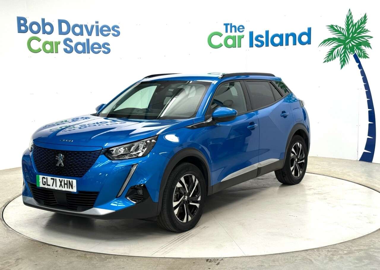 A 2022 PEUGEOT E-2008 50kWh Allure Premium SUV 5dr Electric Auto (136 ps) Peugeot S.History, 200+ A 2022 PEUGEOT E-2008 50kWh Allure Premium SUV 5dr Electric Auto (136 ps) Peugeot S.History, 200+