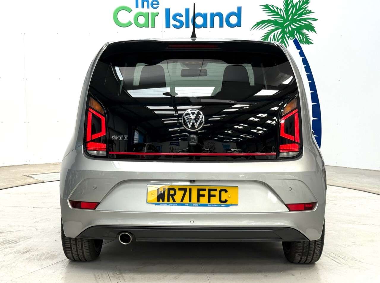 2021 VOLKSWAGEN UP! 2021 VOLKSWAGEN UP!
