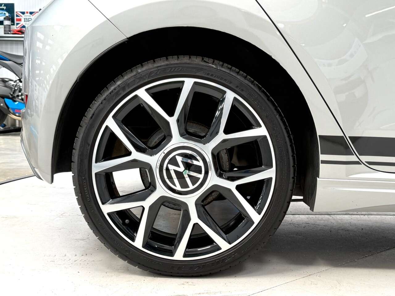 2021 VOLKSWAGEN UP! 2021 VOLKSWAGEN UP!
