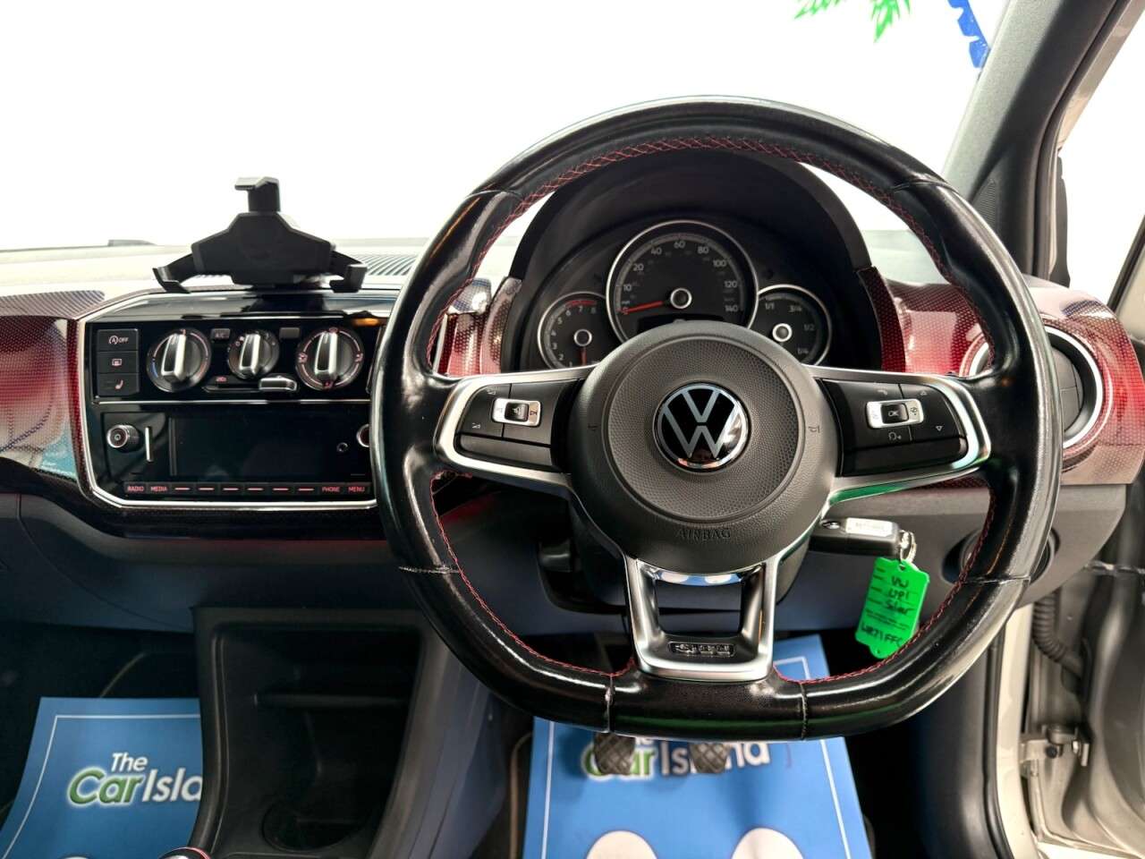 2021 VOLKSWAGEN UP! 2021 VOLKSWAGEN UP!