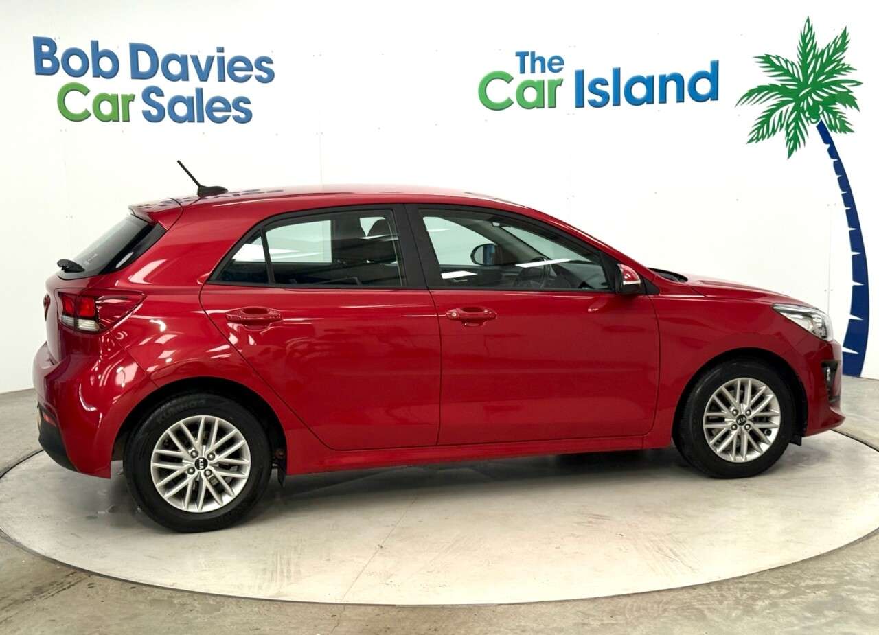 2021 KIA RIO 2021 KIA RIO