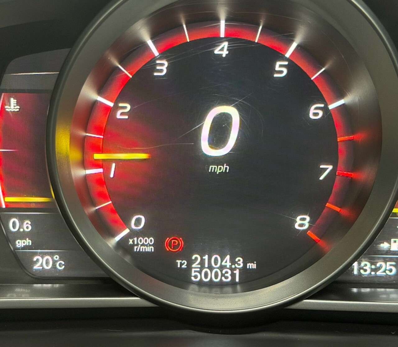 2019 VOLVO V40 2019 VOLVO V40