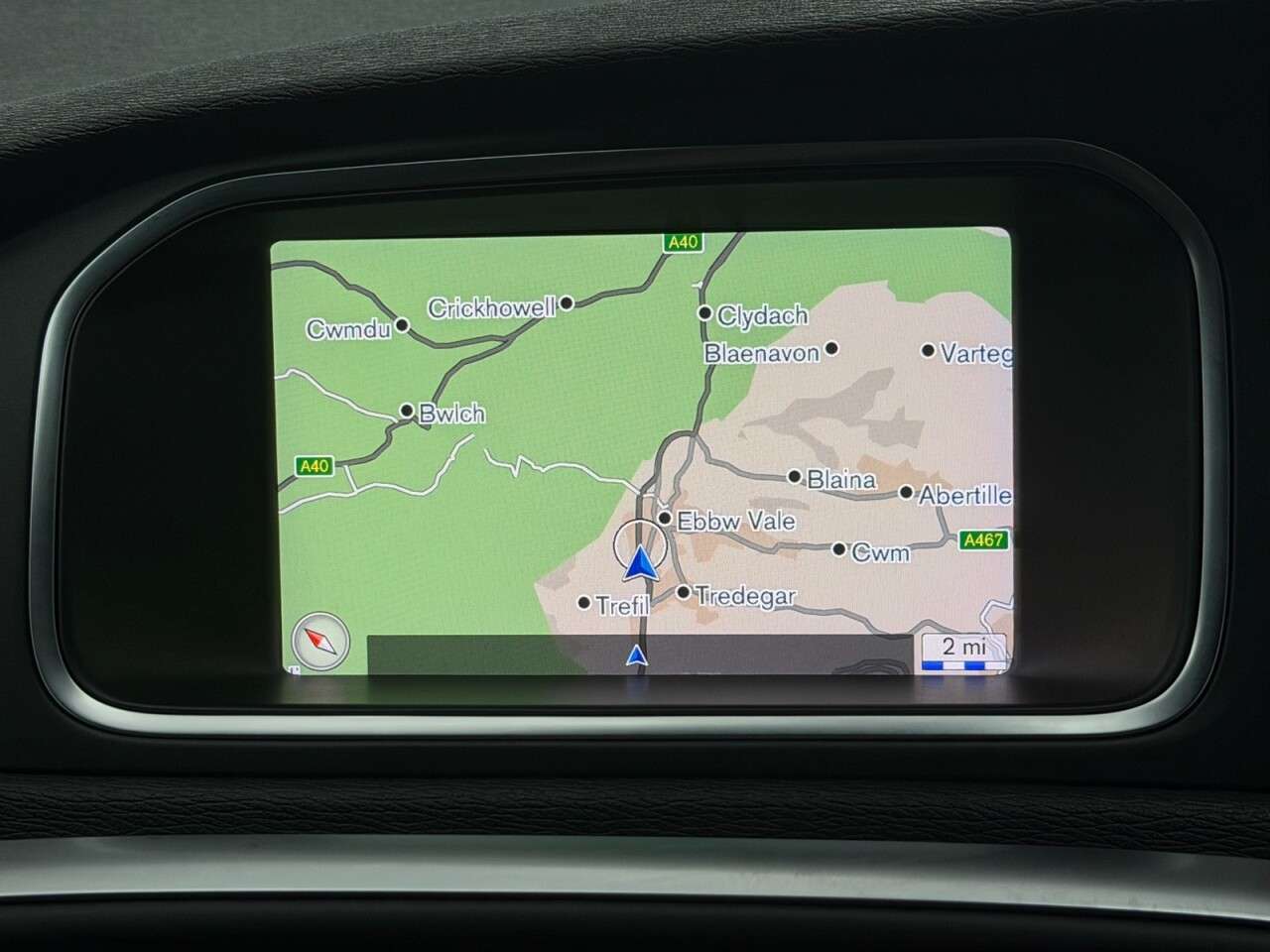 2019 VOLVO V40 2019 VOLVO V40