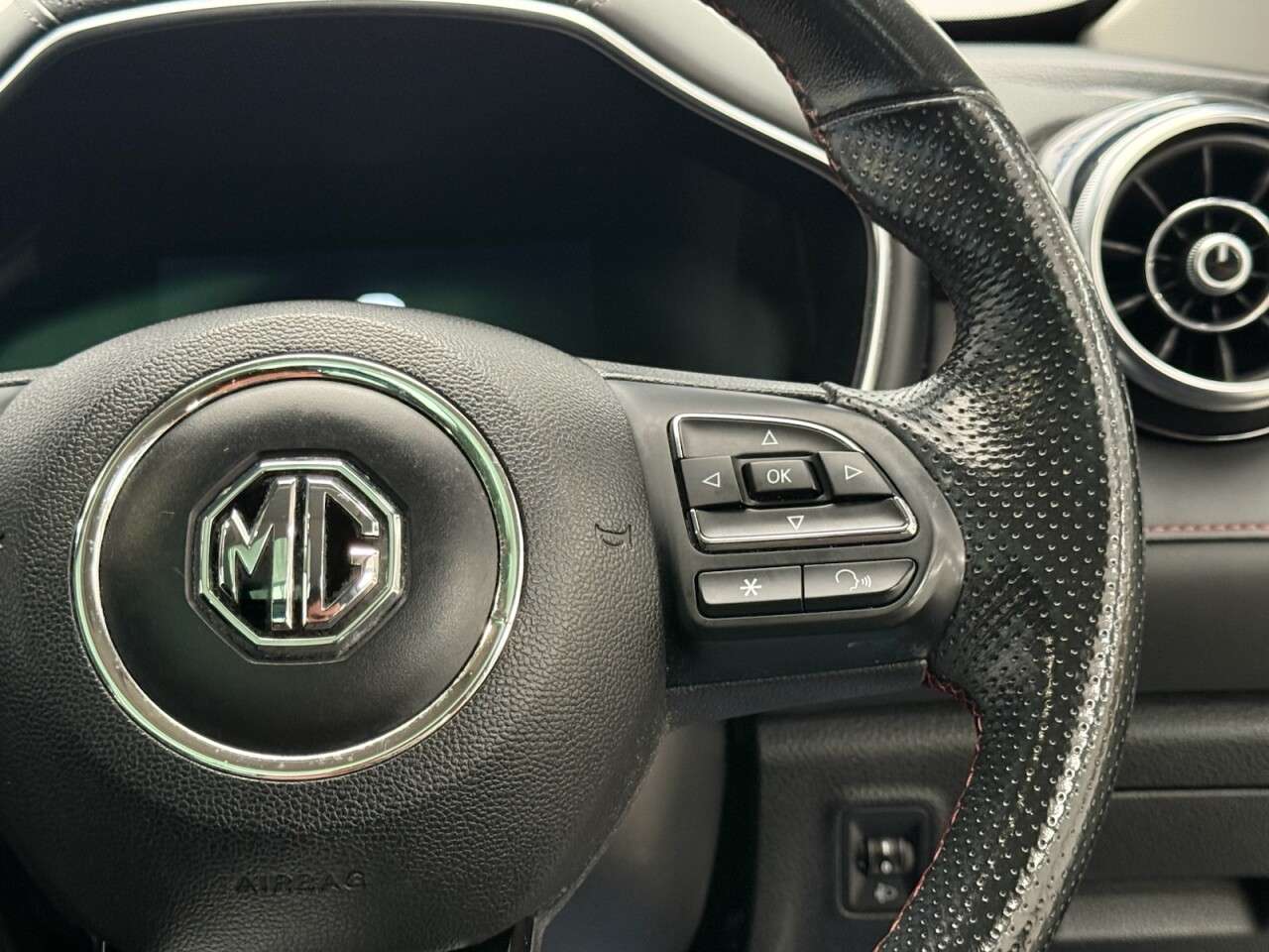 2022 MG MG HS 2022 MG MG HS