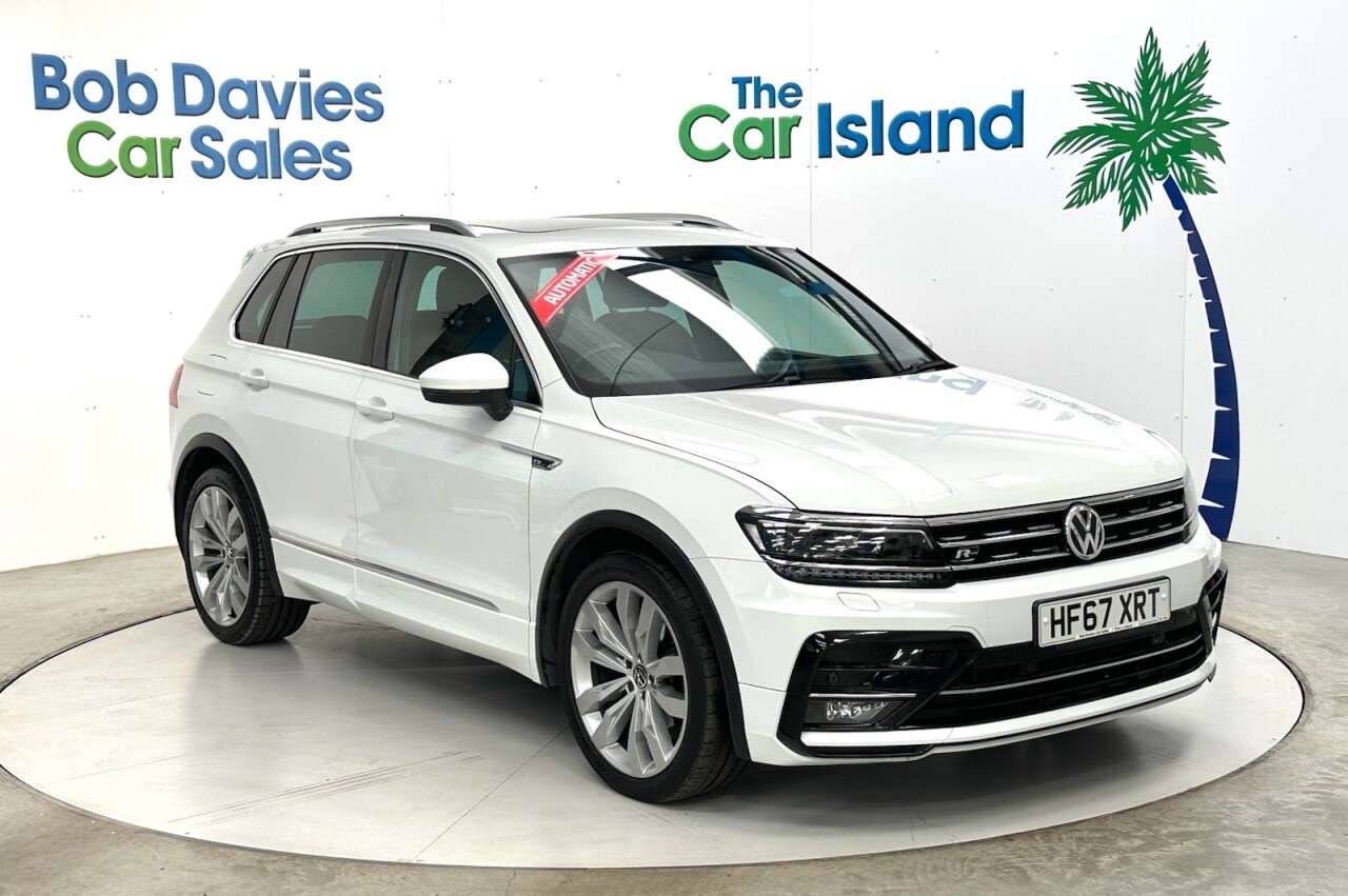 A 2017 VOLKSWAGEN TIGUAN 2.0 TDI R-Line SUV 5dr Diesel DSG 4Motion Euro 6 (s/s) (150 ps) Great Histo A 2017 VOLKSWAGEN TIGUAN 2.0 TDI R-Line SUV 5dr Diesel DSG 4Motion Euro 6 (s/s) (150 ps) Great Histo