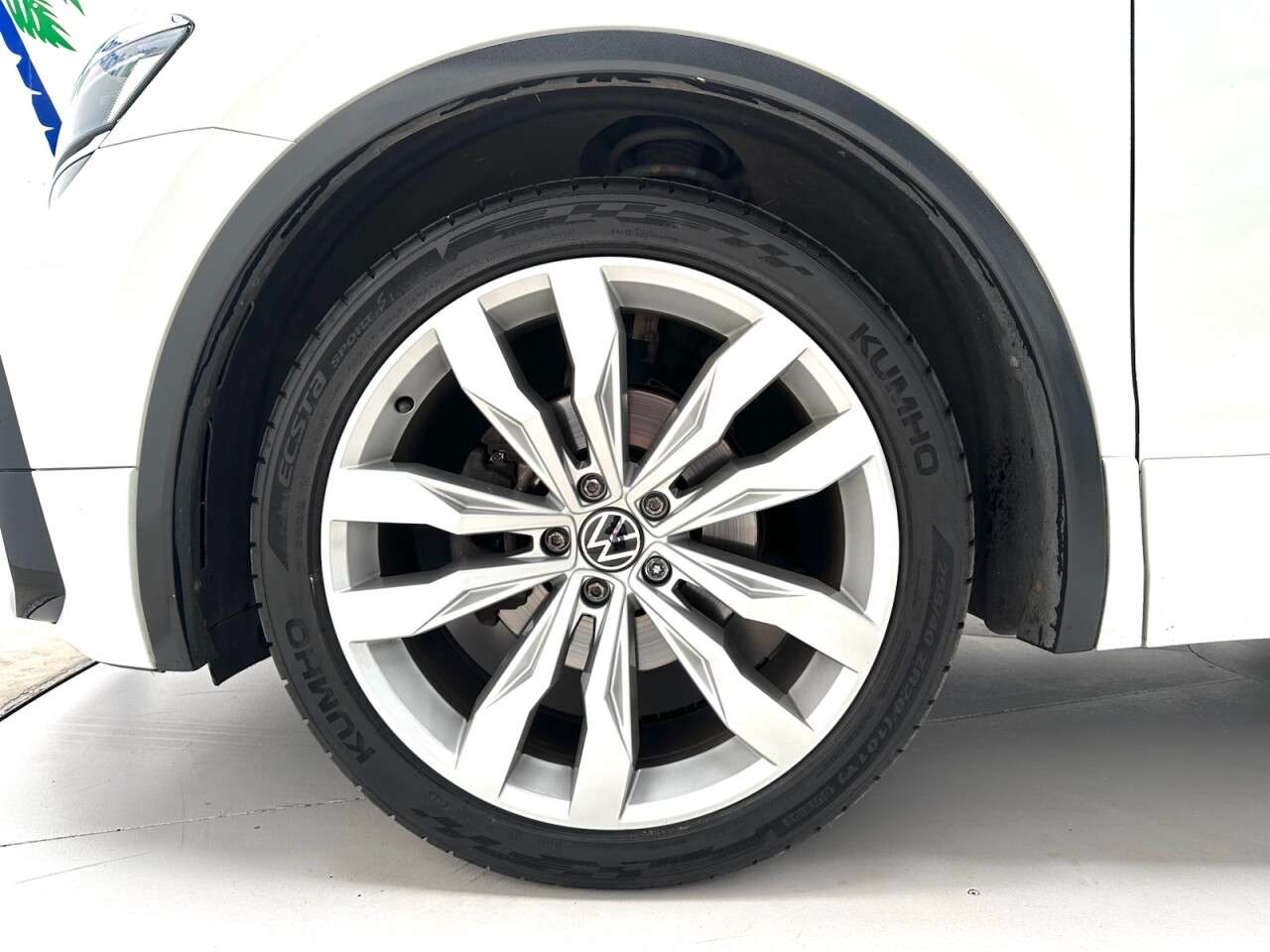 2017 VOLKSWAGEN TIGUAN 2017 VOLKSWAGEN TIGUAN