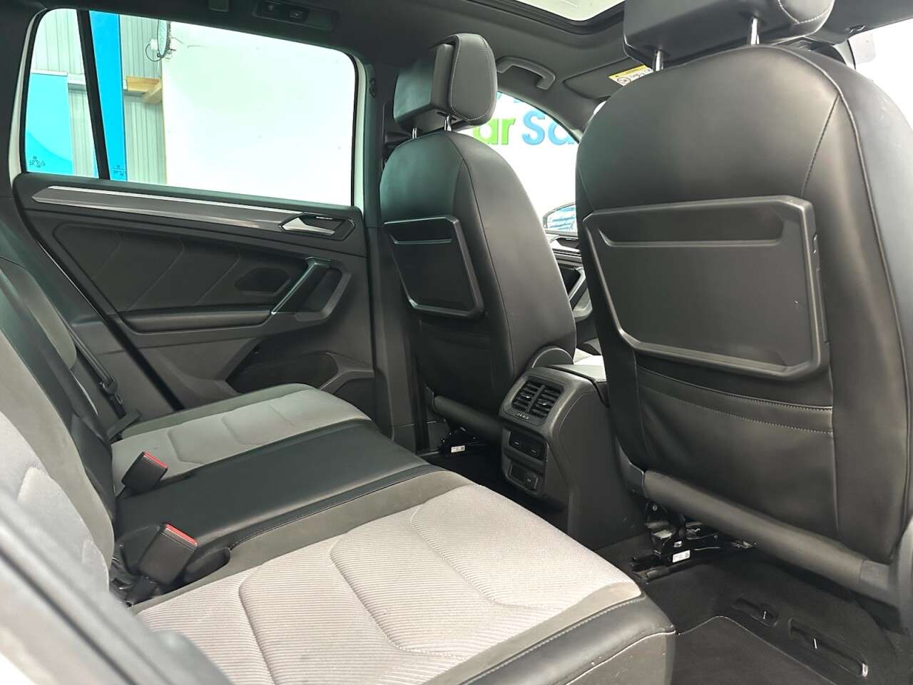 2017 VOLKSWAGEN TIGUAN 2017 VOLKSWAGEN TIGUAN