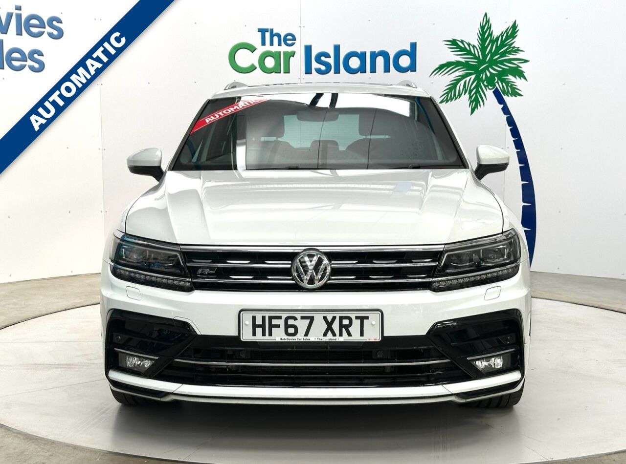 A 2017 VOLKSWAGEN TIGUAN 2.0 TDI R-Line SUV 5dr Diesel DSG 4Motion Euro 6 (s/s) (150 ps) Great Histo A 2017 VOLKSWAGEN TIGUAN 2.0 TDI R-Line SUV 5dr Diesel DSG 4Motion Euro 6 (s/s) (150 ps) Great Histo