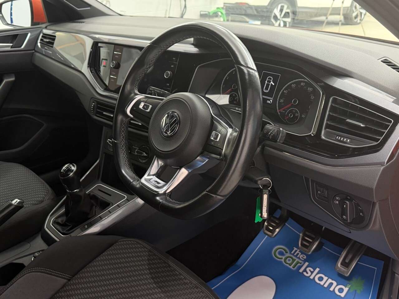 2018 VOLKSWAGEN POLO 2018 VOLKSWAGEN POLO