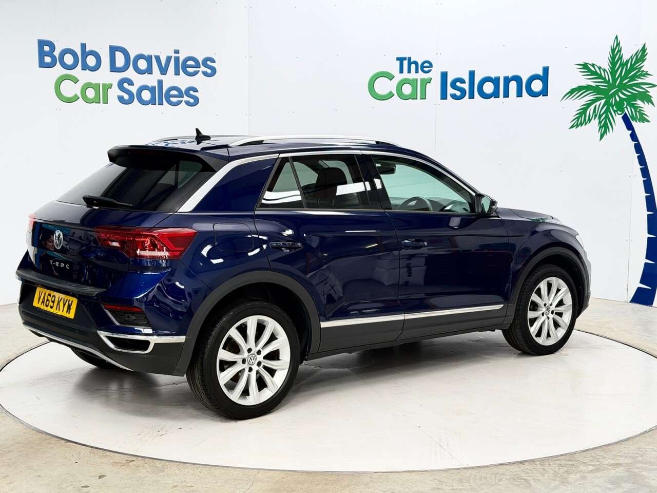 A 2020 VOLKSWAGEN T-ROC 2.0 TDI SEL SUV 5dr Diesel Manual Euro 6 (s/s) (150 ps) Adaptive Cruise, Fu A 2020 VOLKSWAGEN T-ROC 2.0 TDI SEL SUV 5dr Diesel Manual Euro 6 (s/s) (150 ps) Adaptive Cruise, Fu