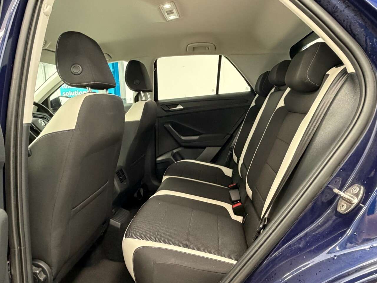 2020 VOLKSWAGEN T-ROC 2020 VOLKSWAGEN T-ROC