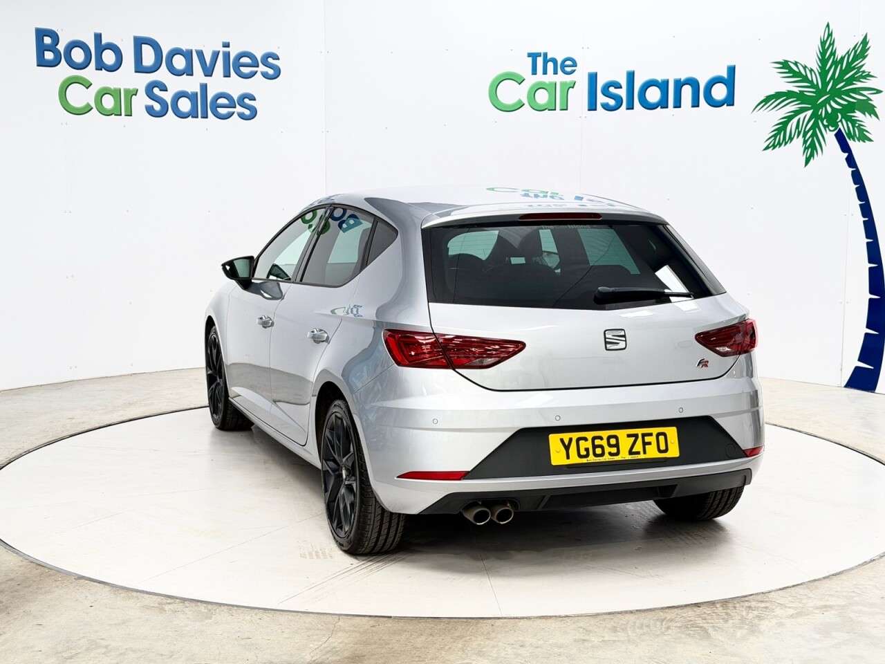 A 2019 SEAT LEON 1.5 TSI EVO FR Black Edition Hatchback 5dr Petrol Manual Euro 6 (s/s) (150 A 2019 SEAT LEON 1.5 TSI EVO FR Black Edition Hatchback 5dr Petrol Manual Euro 6 (s/s) (150