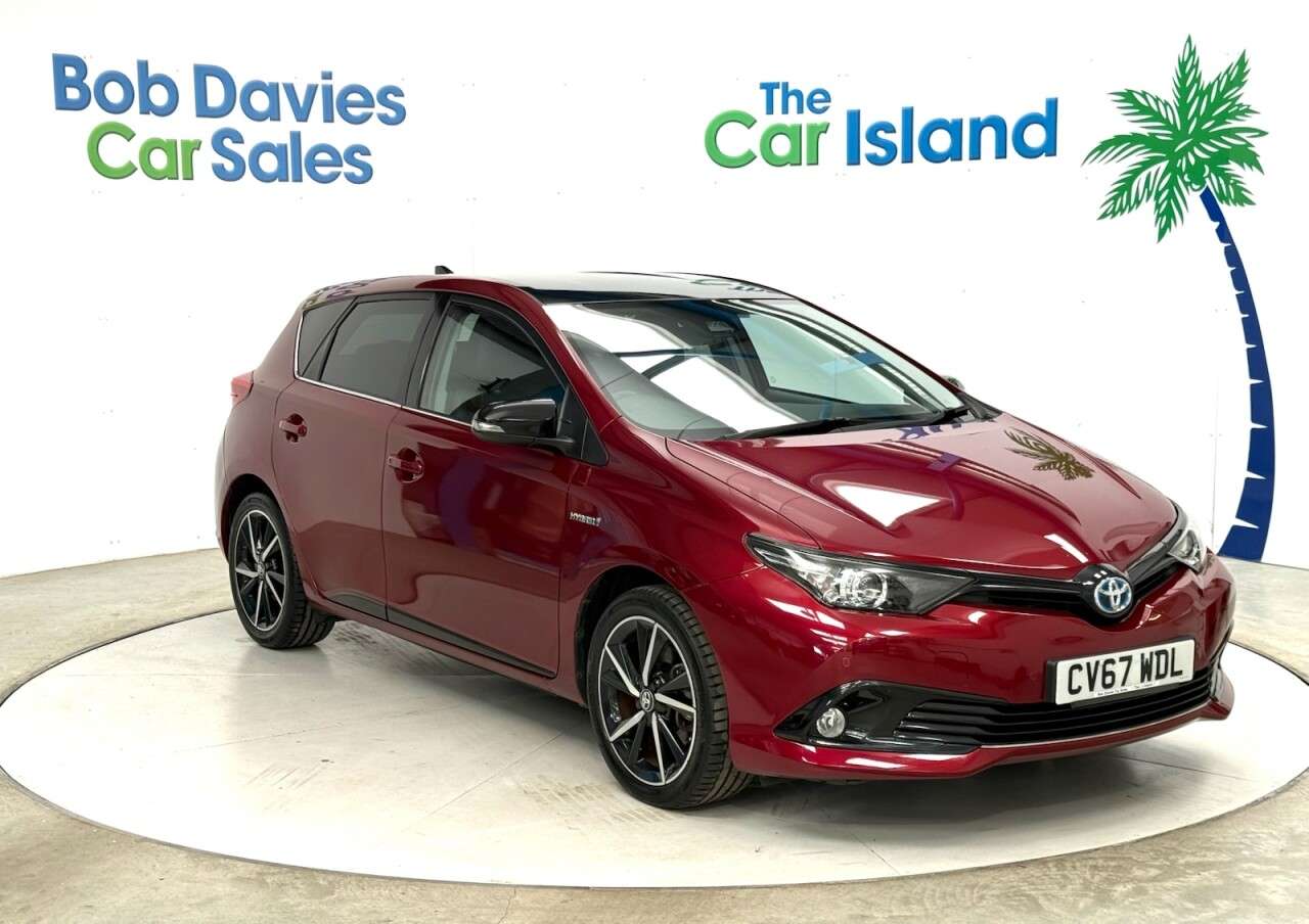 A 2017 TOYOTA AURIS 1.8 VVT-h GB25 Hatchback 5dr Petrol Hybrid CVT Euro 6 (s/s) (Safety Sense) A 2017 TOYOTA AURIS 1.8 VVT-h GB25 Hatchback 5dr Petrol Hybrid CVT Euro 6 (s/s) (Safety Sense)