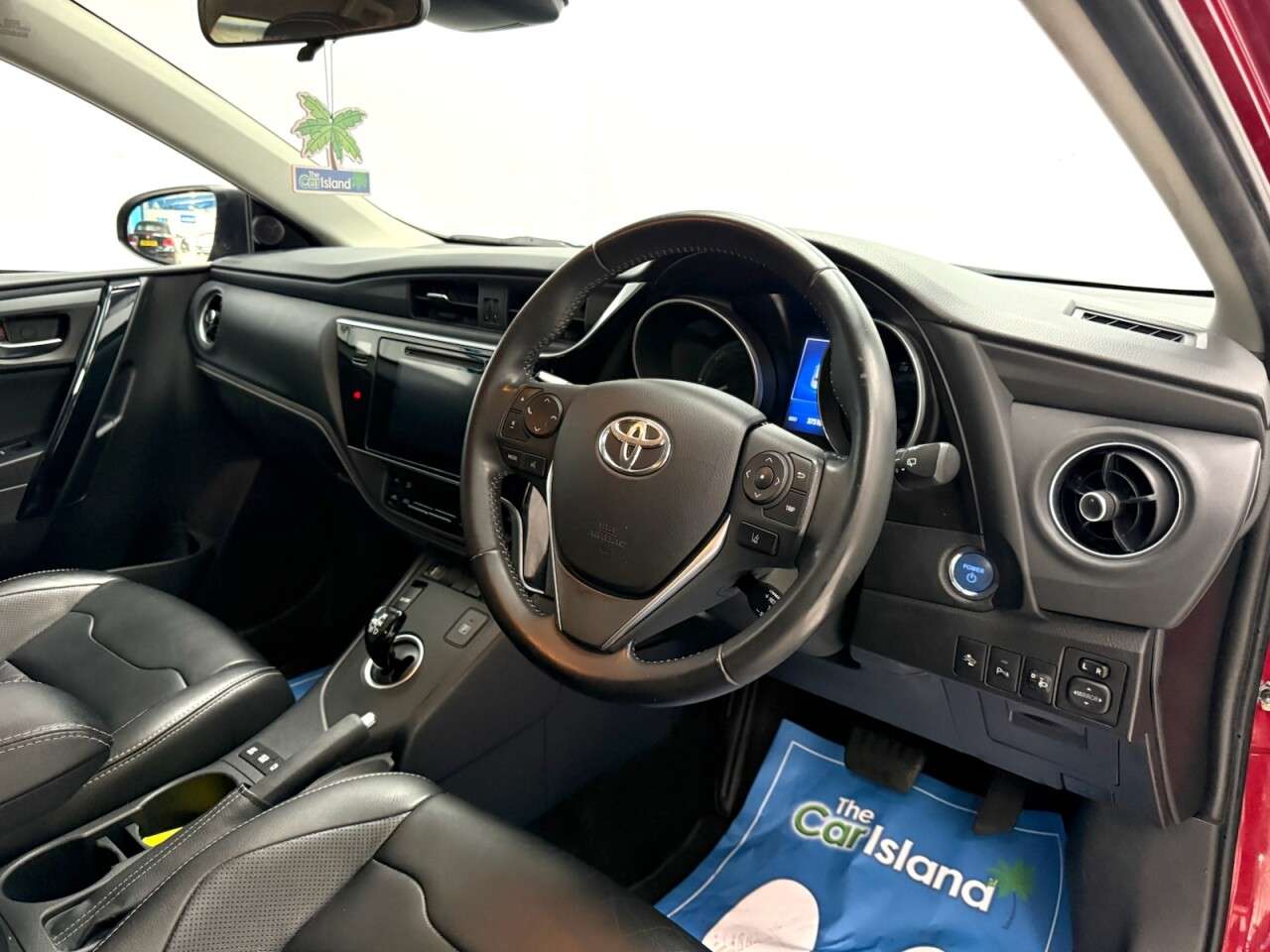 2017 TOYOTA AURIS 2017 TOYOTA AURIS