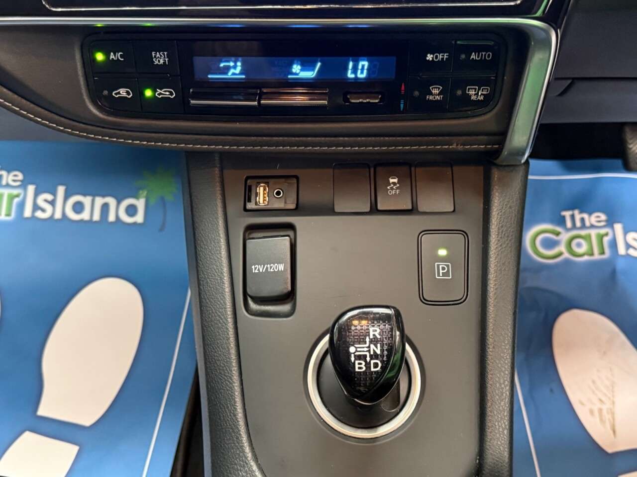 2017 TOYOTA AURIS 2017 TOYOTA AURIS