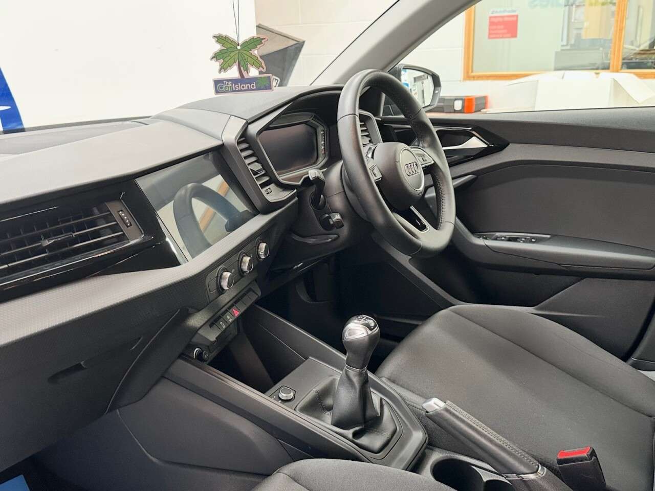 2020 AUDI A1 2020 AUDI A1