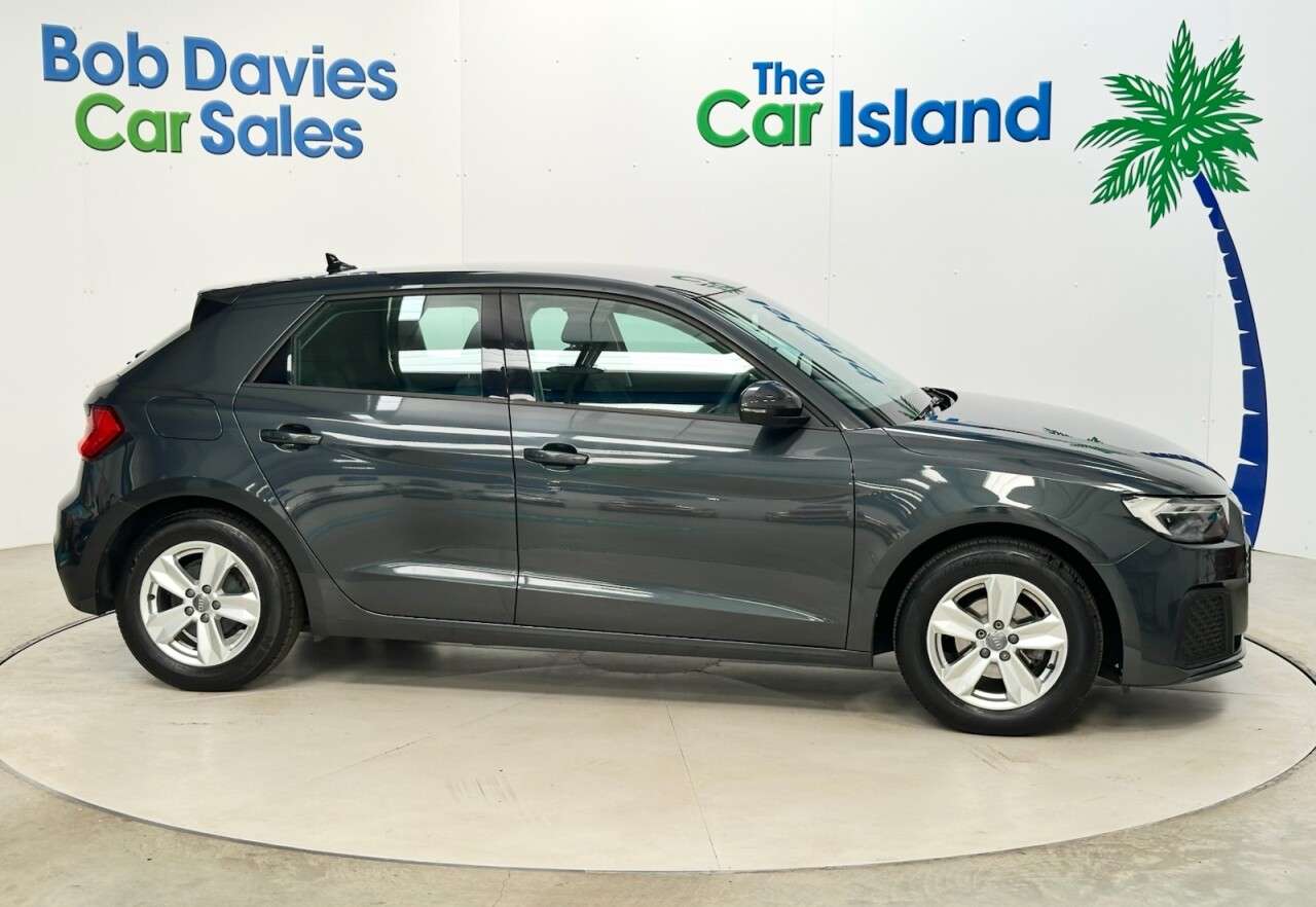 2020 AUDI A1 2020 AUDI A1