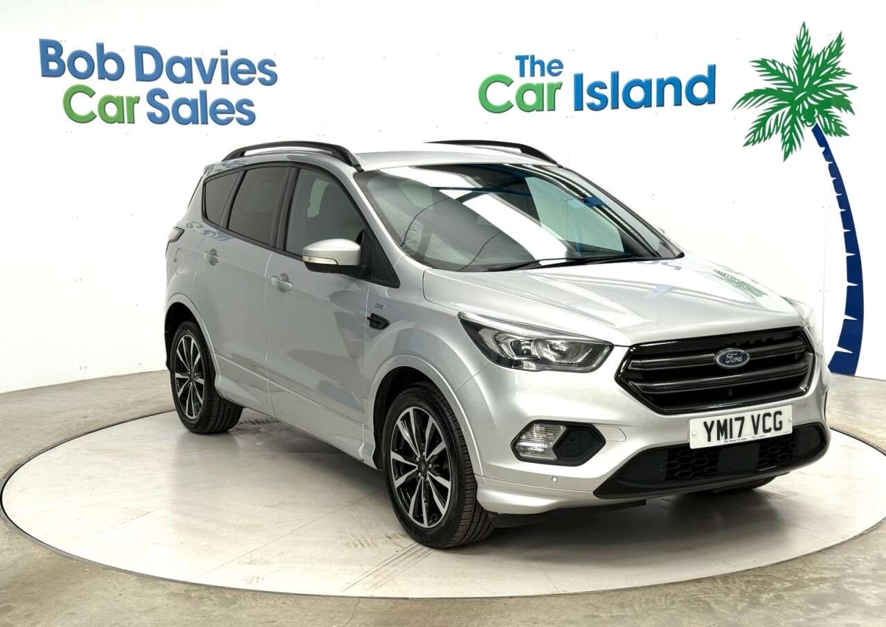 A 2017 FORD KUGA 2.0 TDCi EcoBlue ST-Line SUV 5dr Diesel Manual Euro 6 (s/s) (150 ps) Cruise A 2017 FORD KUGA 2.0 TDCi EcoBlue ST-Line SUV 5dr Diesel Manual Euro 6 (s/s) (150 ps) Cruise