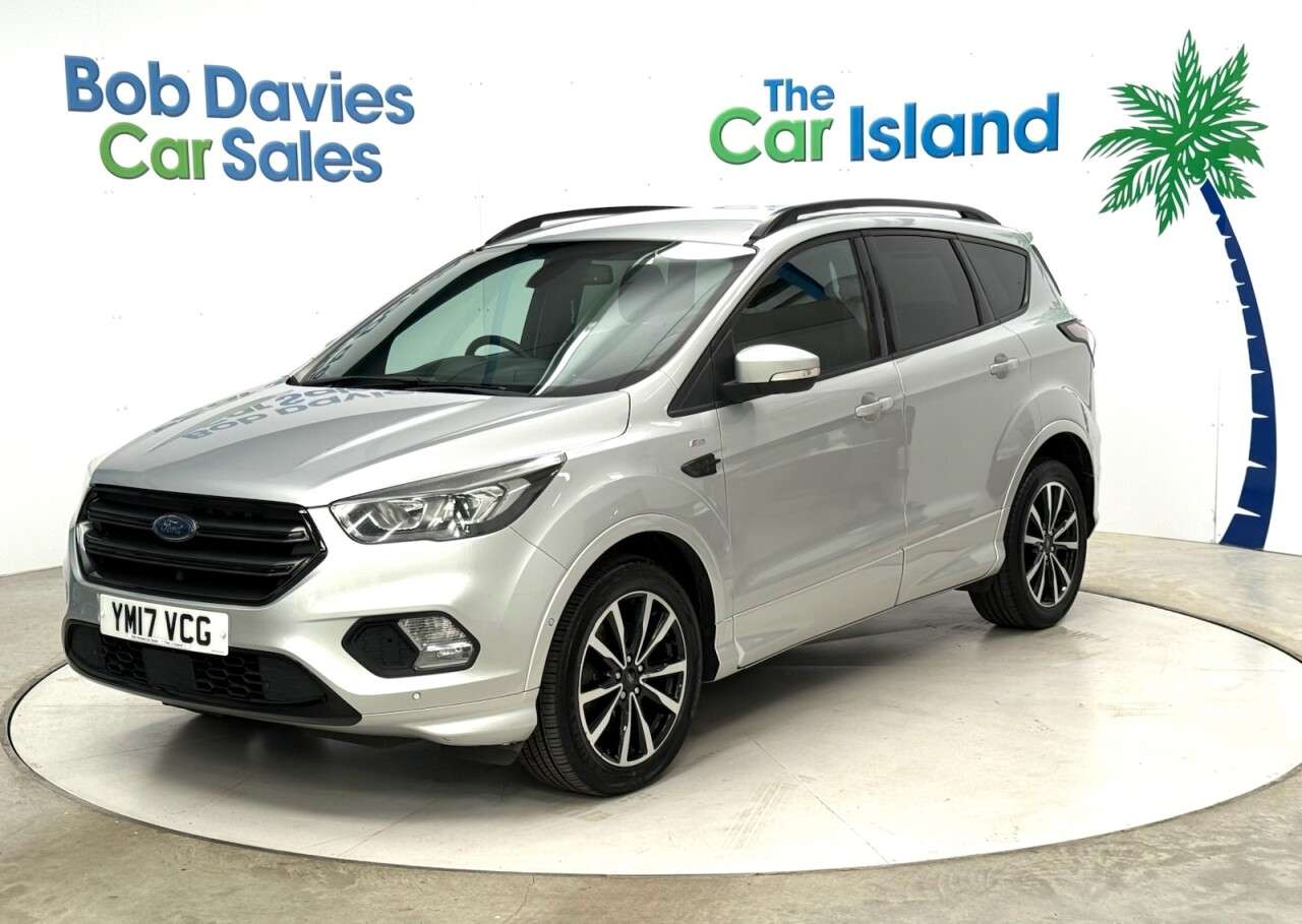 A 2017 FORD KUGA 2.0 TDCi EcoBlue ST-Line SUV 5dr Diesel Manual Euro 6 (s/s) (150 ps) Cruise A 2017 FORD KUGA 2.0 TDCi EcoBlue ST-Line SUV 5dr Diesel Manual Euro 6 (s/s) (150 ps) Cruise