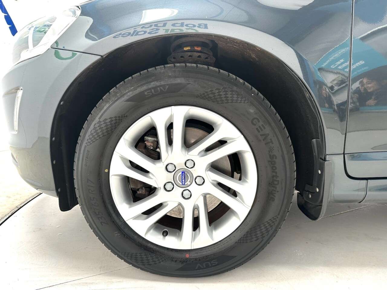 2017 VOLVO XC60 2017 VOLVO XC60