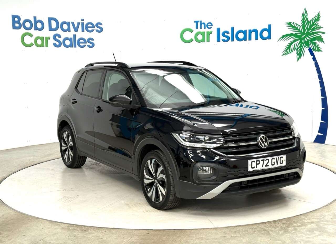 A 2022 VOLKSWAGEN T-CROSS 1.0 TSI Black Edition SUV 5dr Petrol Manual Euro 6 (s/s) (95 ps) CarPlay & A 2022 VOLKSWAGEN T-CROSS 1.0 TSI Black Edition SUV 5dr Petrol Manual Euro 6 (s/s) (95 ps) CarPlay &