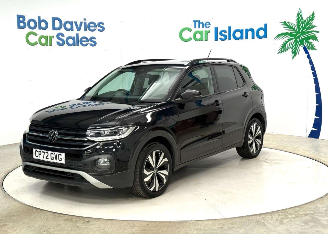 A 2022 VOLKSWAGEN T-CROSS 1.0 TSI Black Edition SUV 5dr Petrol Manual Euro 6 (s/s) (95 ps) CarPlay & A 2022 VOLKSWAGEN T-CROSS 1.0 TSI Black Edition SUV 5dr Petrol Manual Euro 6 (s/s) (95 ps) CarPlay &