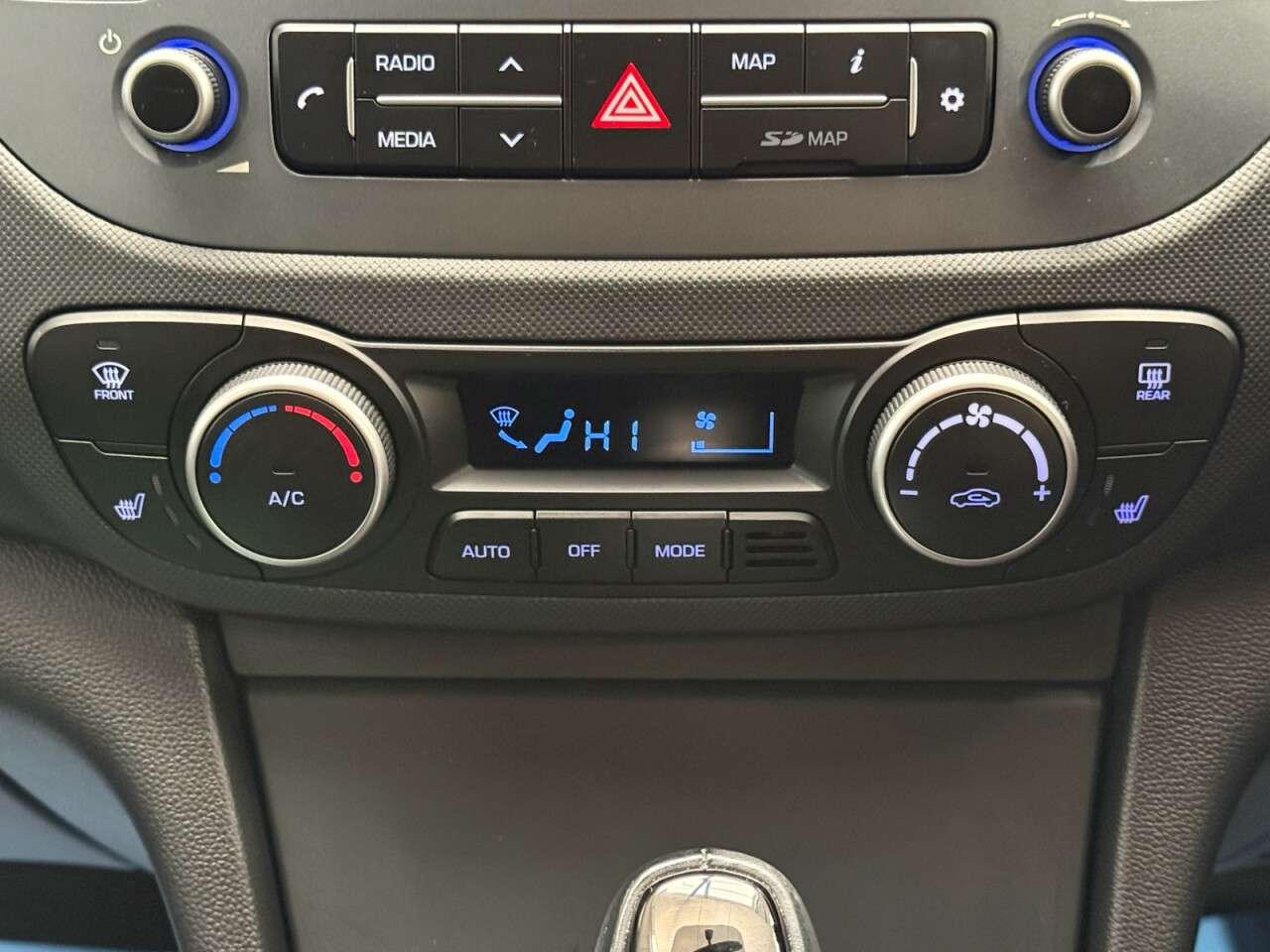 2017 HYUNDAI I10 2017 HYUNDAI I10
