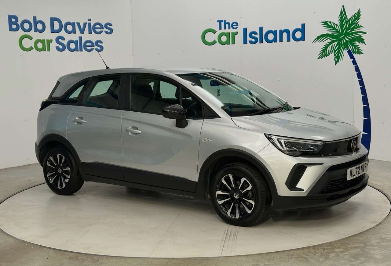 A 2022 VAUXHALL CROSSLAND 1.2 Design SUV 5dr Petrol Manual Euro 6 (s/s) (83 ps) Cruise Control & Clim A 2022 VAUXHALL CROSSLAND 1.2 Design SUV 5dr Petrol Manual Euro 6 (s/s) (83 ps) Cruise Control & Clim
