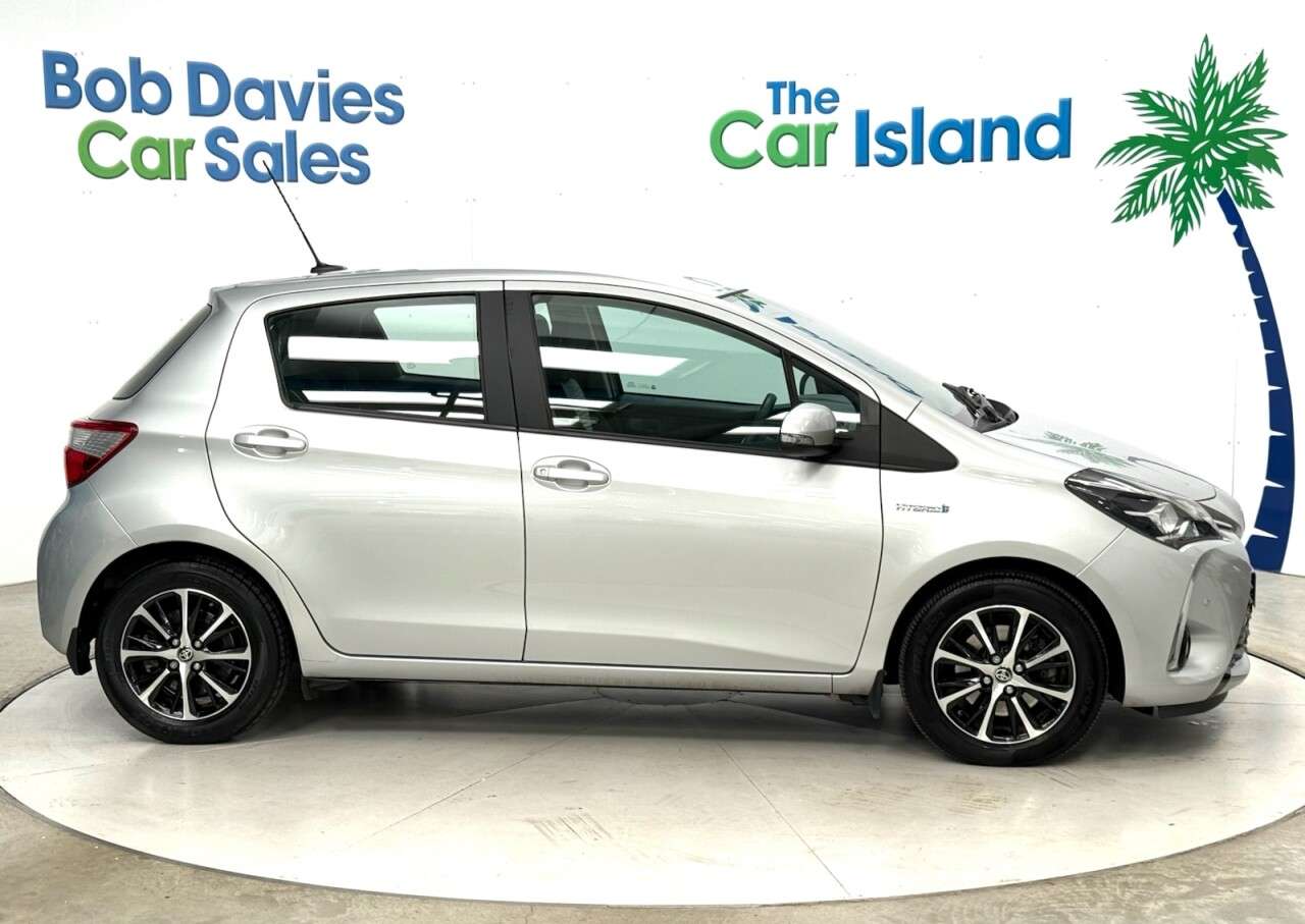 2018 TOYOTA YARIS 2018 TOYOTA YARIS