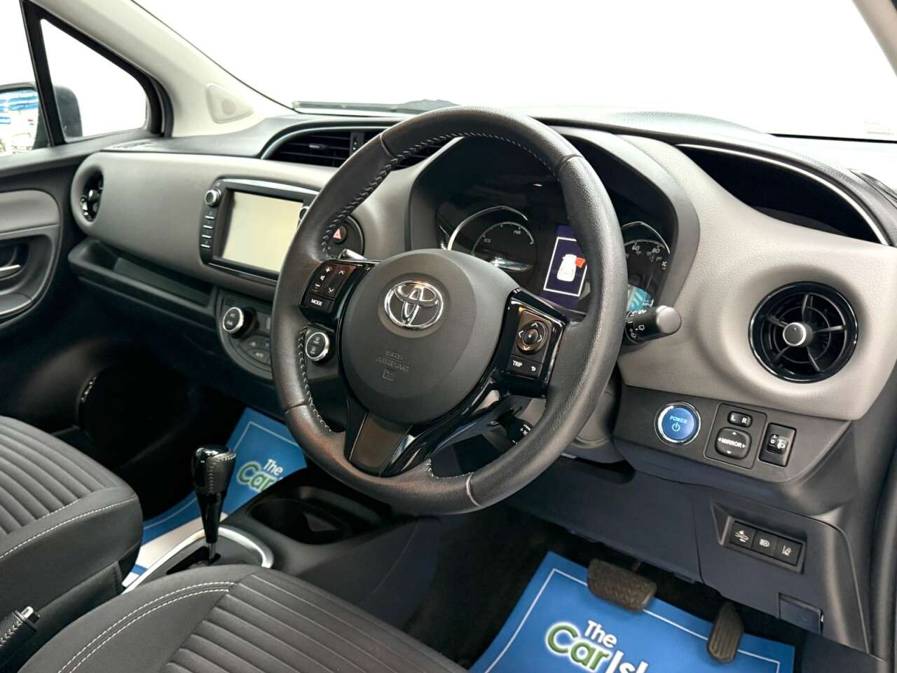 2018 TOYOTA YARIS 2018 TOYOTA YARIS