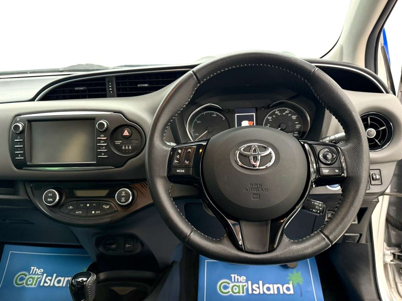 2018 TOYOTA YARIS 2018 TOYOTA YARIS