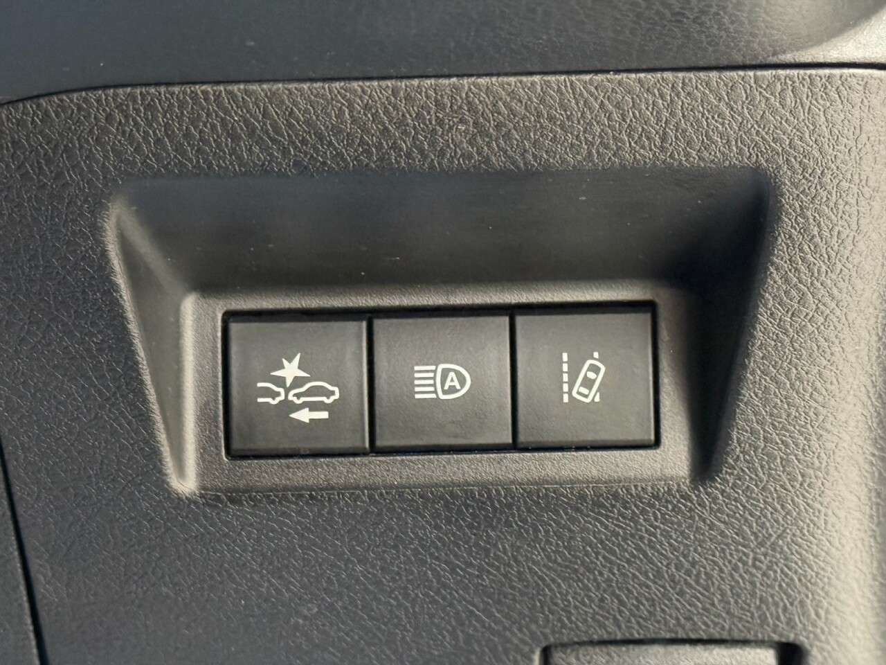 2018 TOYOTA YARIS 2018 TOYOTA YARIS