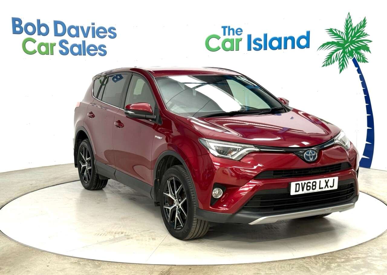 A 2018 TOYOTA RAV4 2.5 VVT-h Design SUV 5dr Petrol Hybrid CVT 4WD Euro 6 (s/s) (197 ps) Revers A 2018 TOYOTA RAV4 2.5 VVT-h Design SUV 5dr Petrol Hybrid CVT 4WD Euro 6 (s/s) (197 ps) Revers