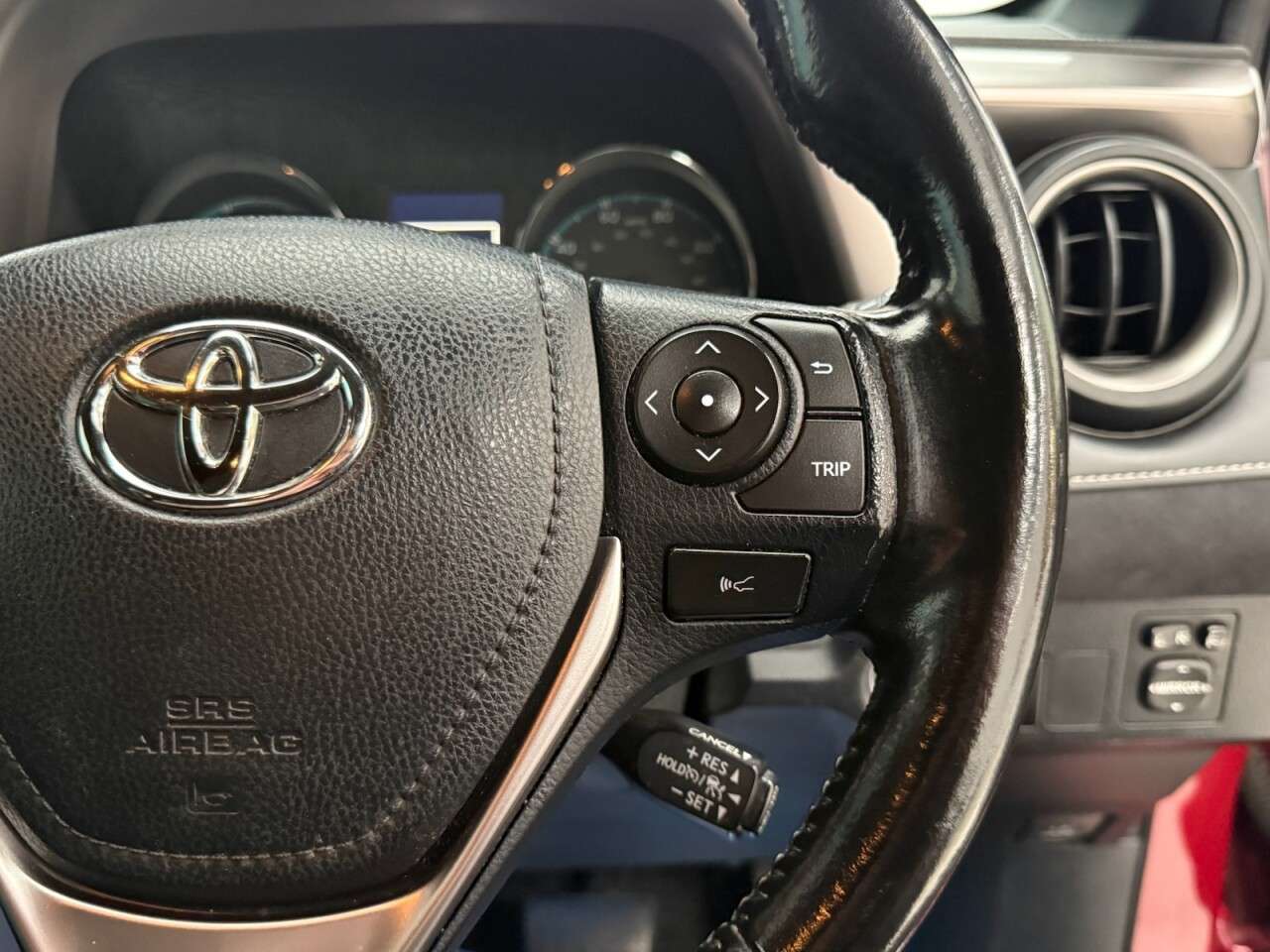 2018 TOYOTA RAV4 2018 TOYOTA RAV4