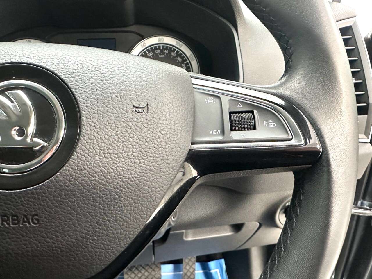 2020 SKODA KAROQ 2020 SKODA KAROQ