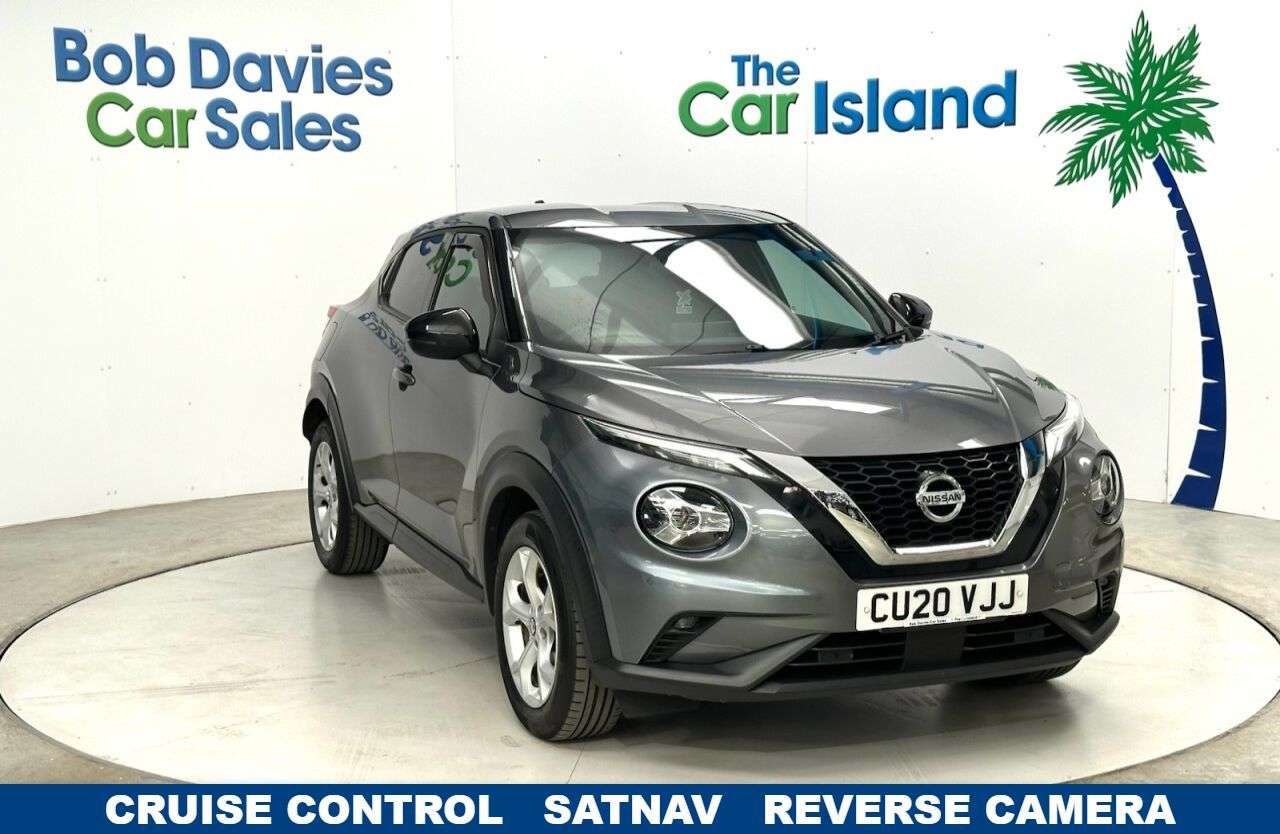 A 2020 NISSAN JUKE 1.0 DIG-T N-Connecta SUV 5dr Petrol Manual Euro 6 (s/s) (117 ps) Reverse Ca A 2020 NISSAN JUKE 1.0 DIG-T N-Connecta SUV 5dr Petrol Manual Euro 6 (s/s) (117 ps) Reverse Ca