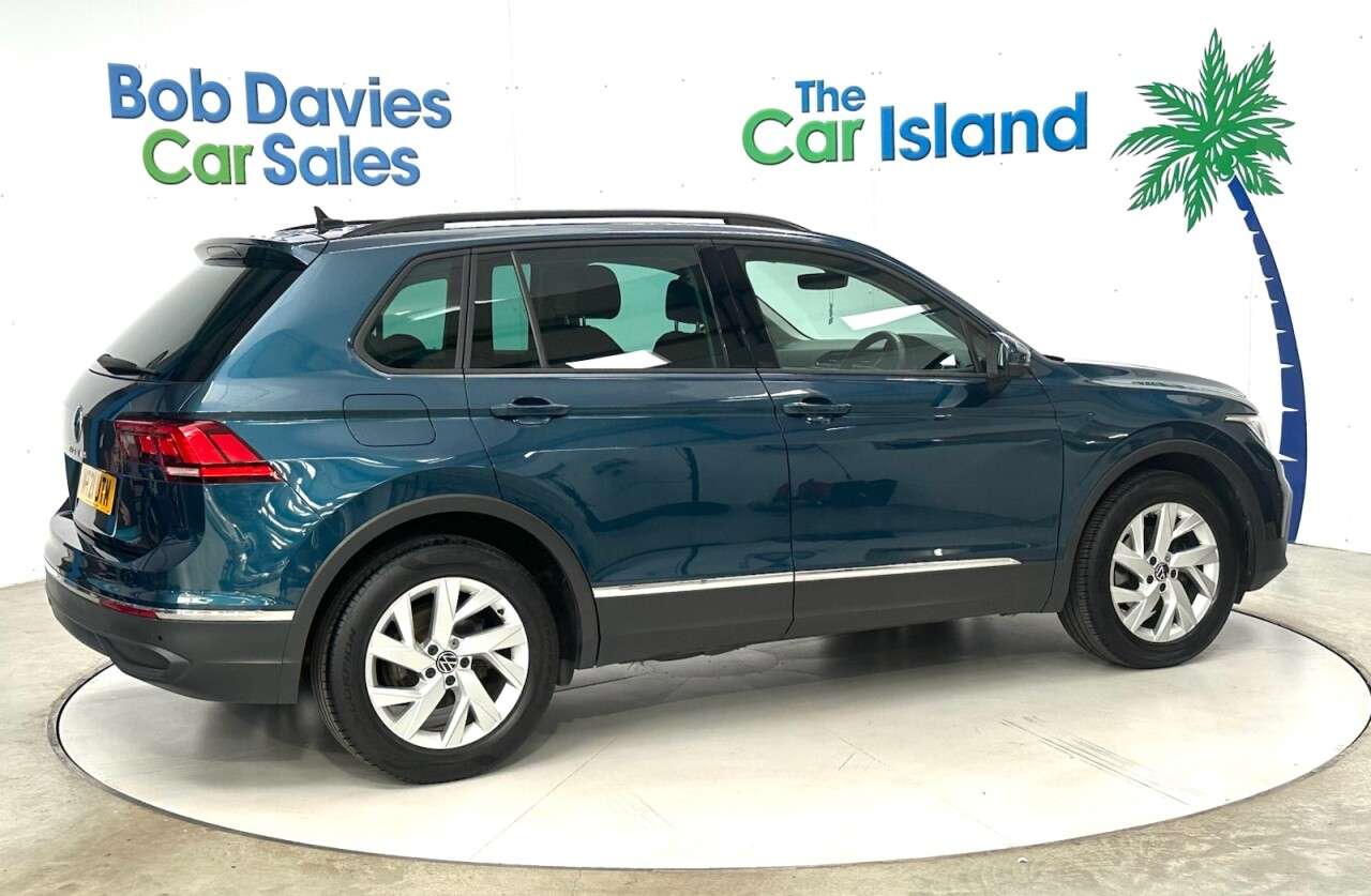 2021 VOLKSWAGEN TIGUAN 2021 VOLKSWAGEN TIGUAN