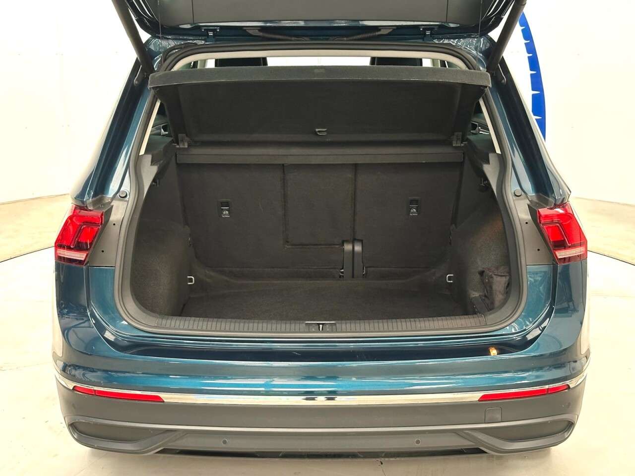 2021 VOLKSWAGEN TIGUAN 2021 VOLKSWAGEN TIGUAN