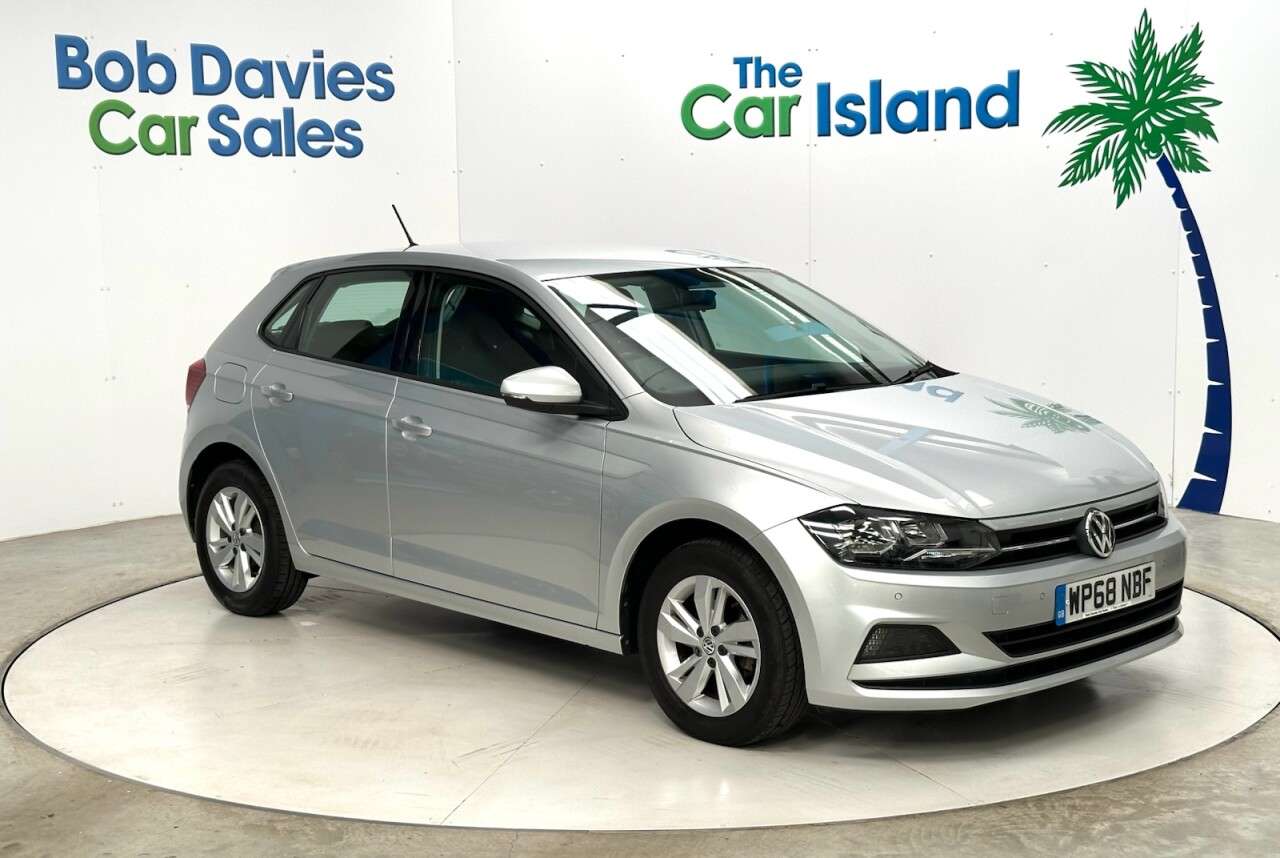 A 2019 VOLKSWAGEN POLO 1.0 TSI GPF SE Hatchback 5dr Petrol Manual Euro 6 (s/s) (95 ps) Cruise Cont A 2019 VOLKSWAGEN POLO 1.0 TSI GPF SE Hatchback 5dr Petrol Manual Euro 6 (s/s) (95 ps) Cruise Cont
