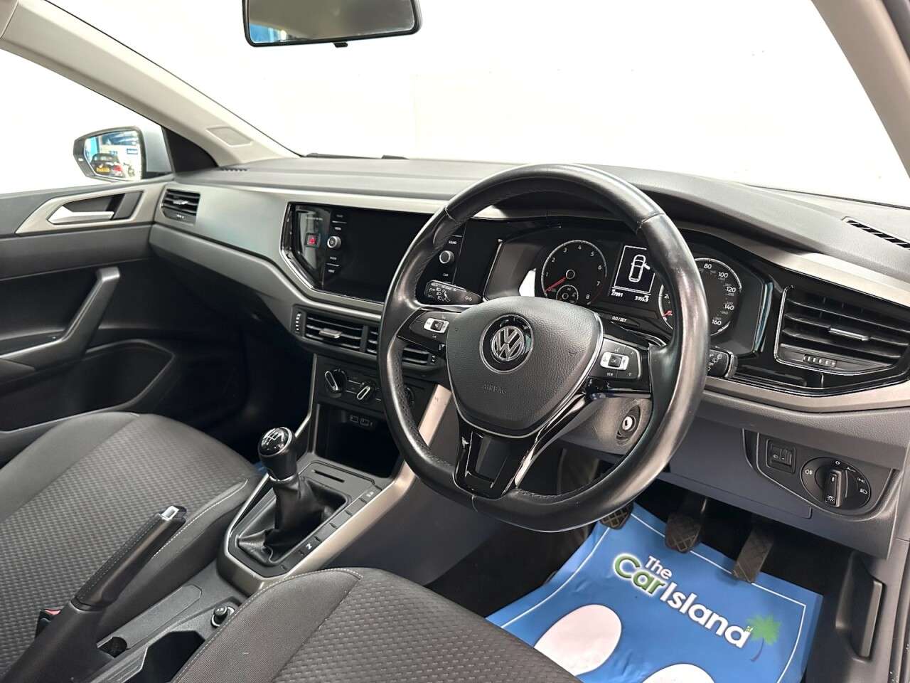 2019 VOLKSWAGEN POLO 2019 VOLKSWAGEN POLO