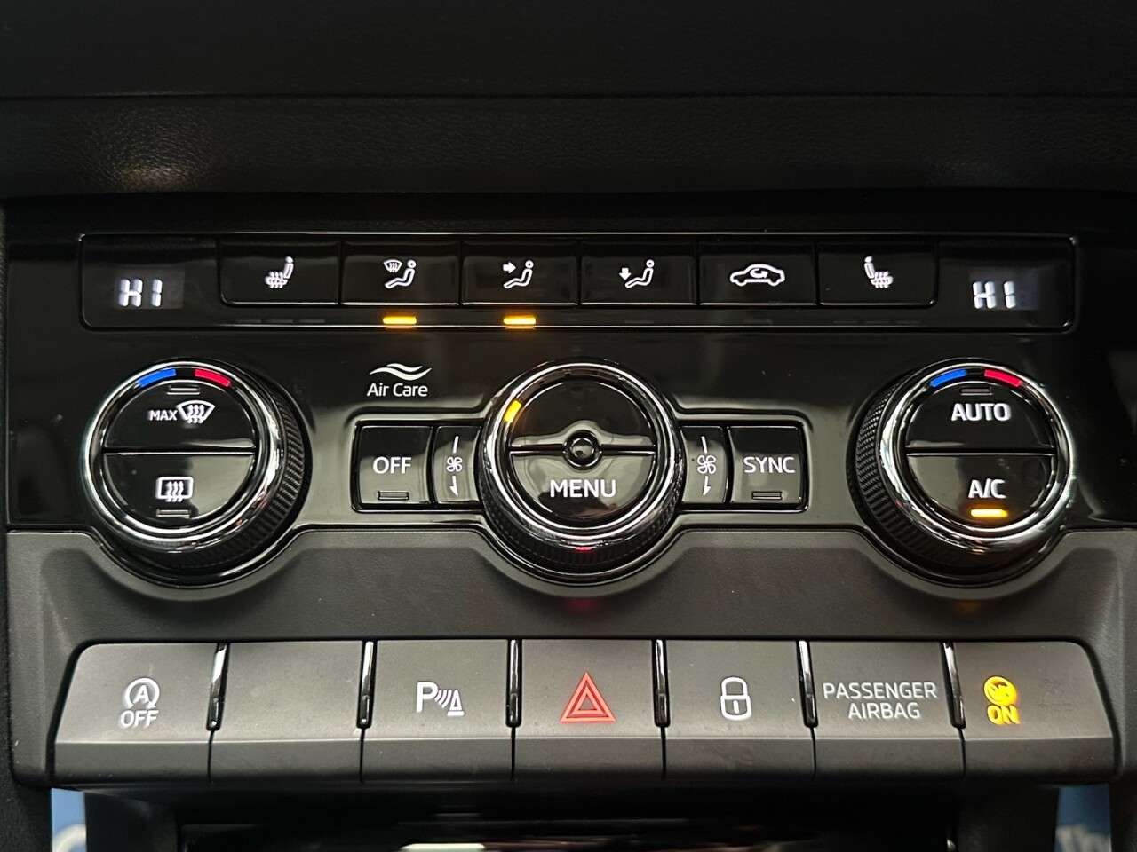 2019 SKODA KAROQ 2019 SKODA KAROQ
