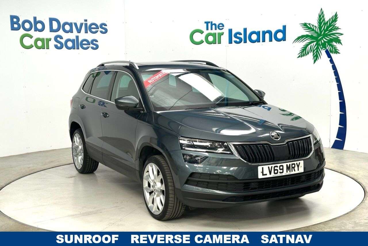 A 2019 SKODA KAROQ 1.5 TSI ACT Edition SUV 5dr Petrol DSG Euro 6 (s/s) (150 ps) Heated Leather A 2019 SKODA KAROQ 1.5 TSI ACT Edition SUV 5dr Petrol DSG Euro 6 (s/s) (150 ps) Heated Leather