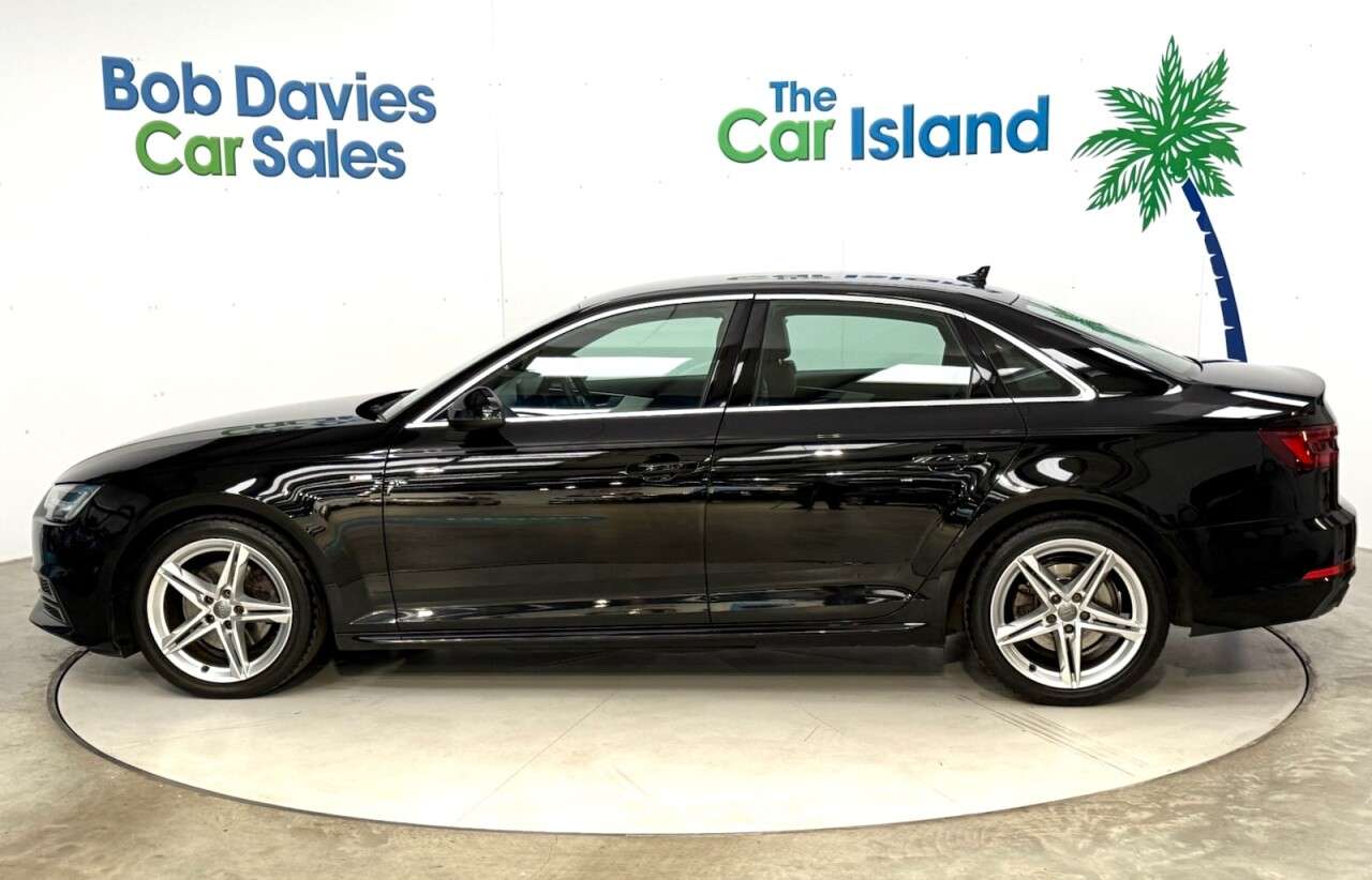 2018 AUDI A4 2018 AUDI A4