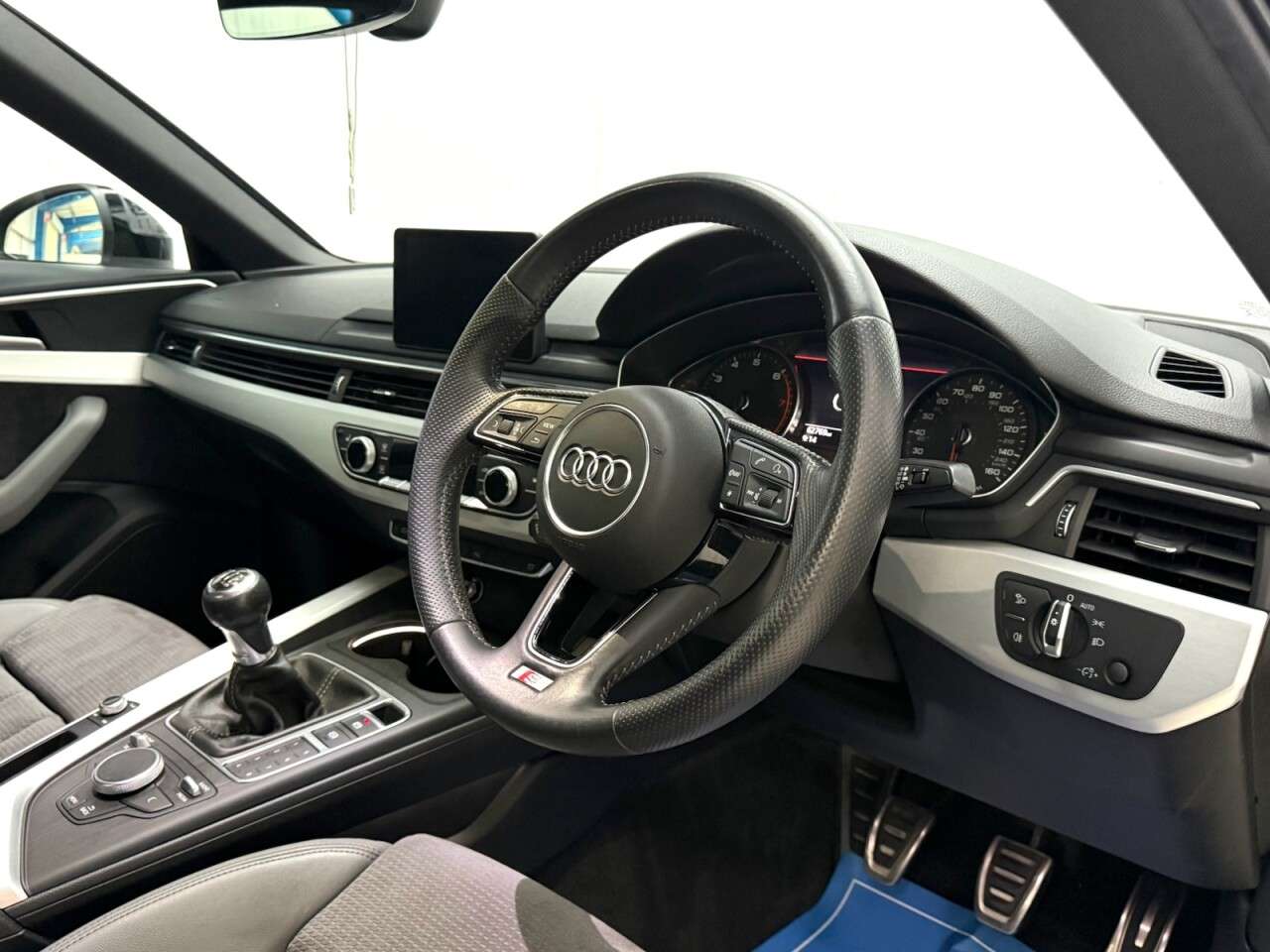 2018 AUDI A4 2018 AUDI A4