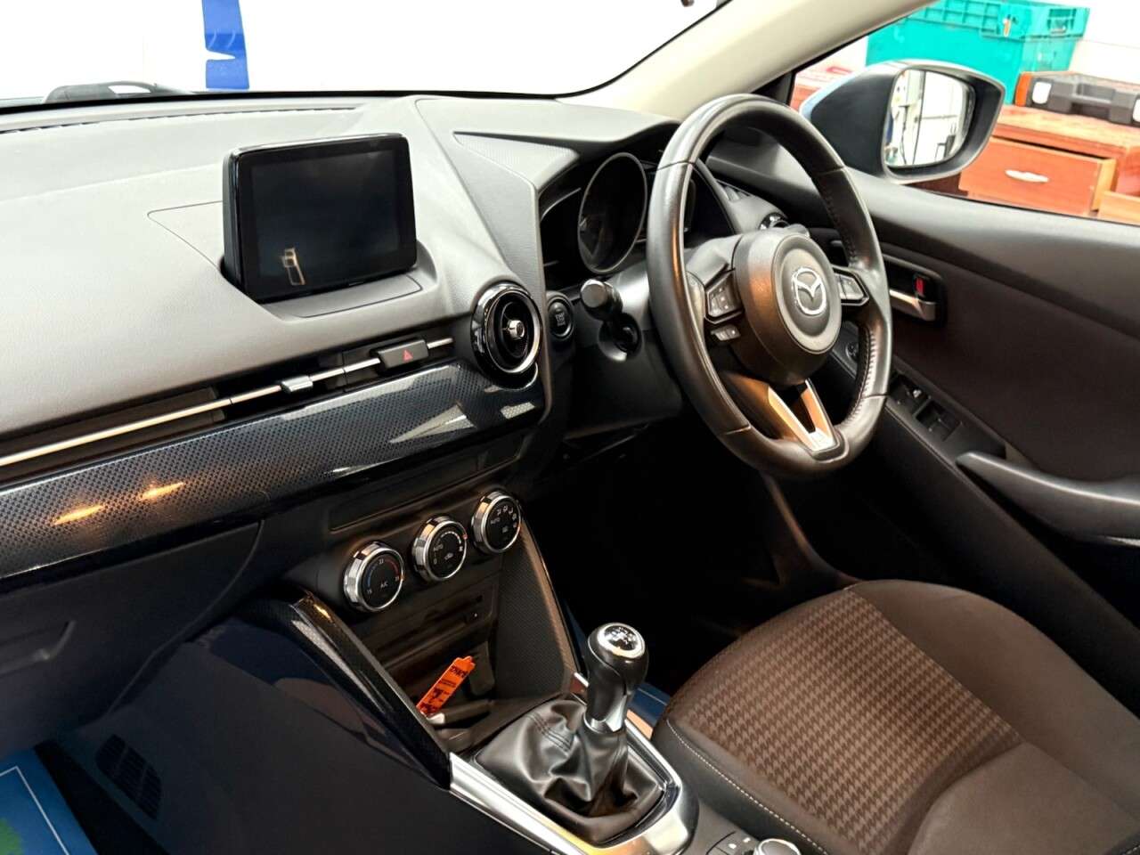 2018 MAZDA MAZDA2 2018 MAZDA MAZDA2