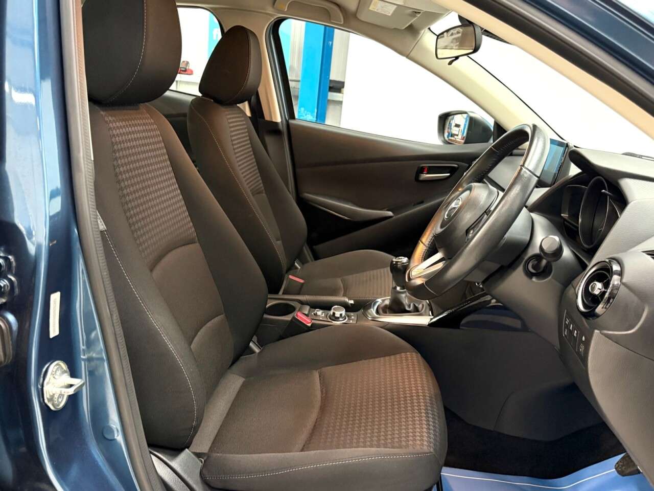 2018 MAZDA MAZDA2 2018 MAZDA MAZDA2