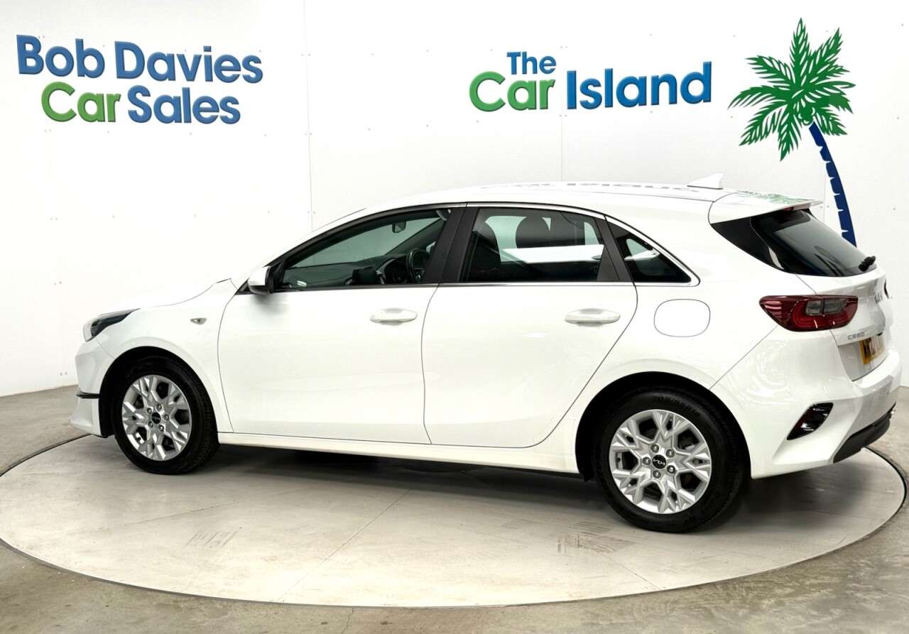 2022 KIA CEED 2022 KIA CEED