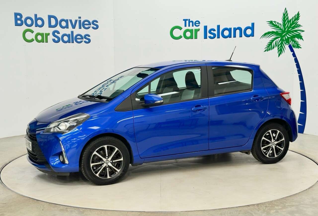 2018 TOYOTA YARIS 2018 TOYOTA YARIS