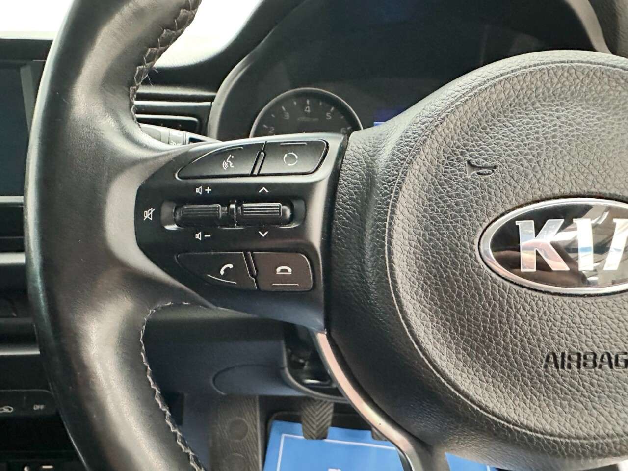 2019 KIA RIO 2019 KIA RIO